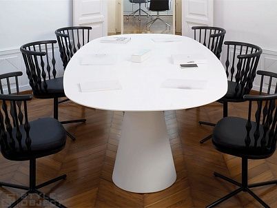 Овальный стол в конференц-зал ONTARIO